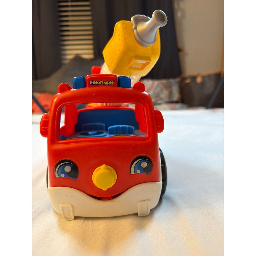 Fisher-Price Little People Lift n Lower Fire Truck Red Toy Vehicle DFN85 2014